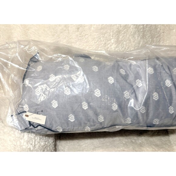 36"x14" Clip Dobby Lumbar Throw Pillow Washed Blue - Hearth & Hand Magnolia NEW - Picture 4 of 5